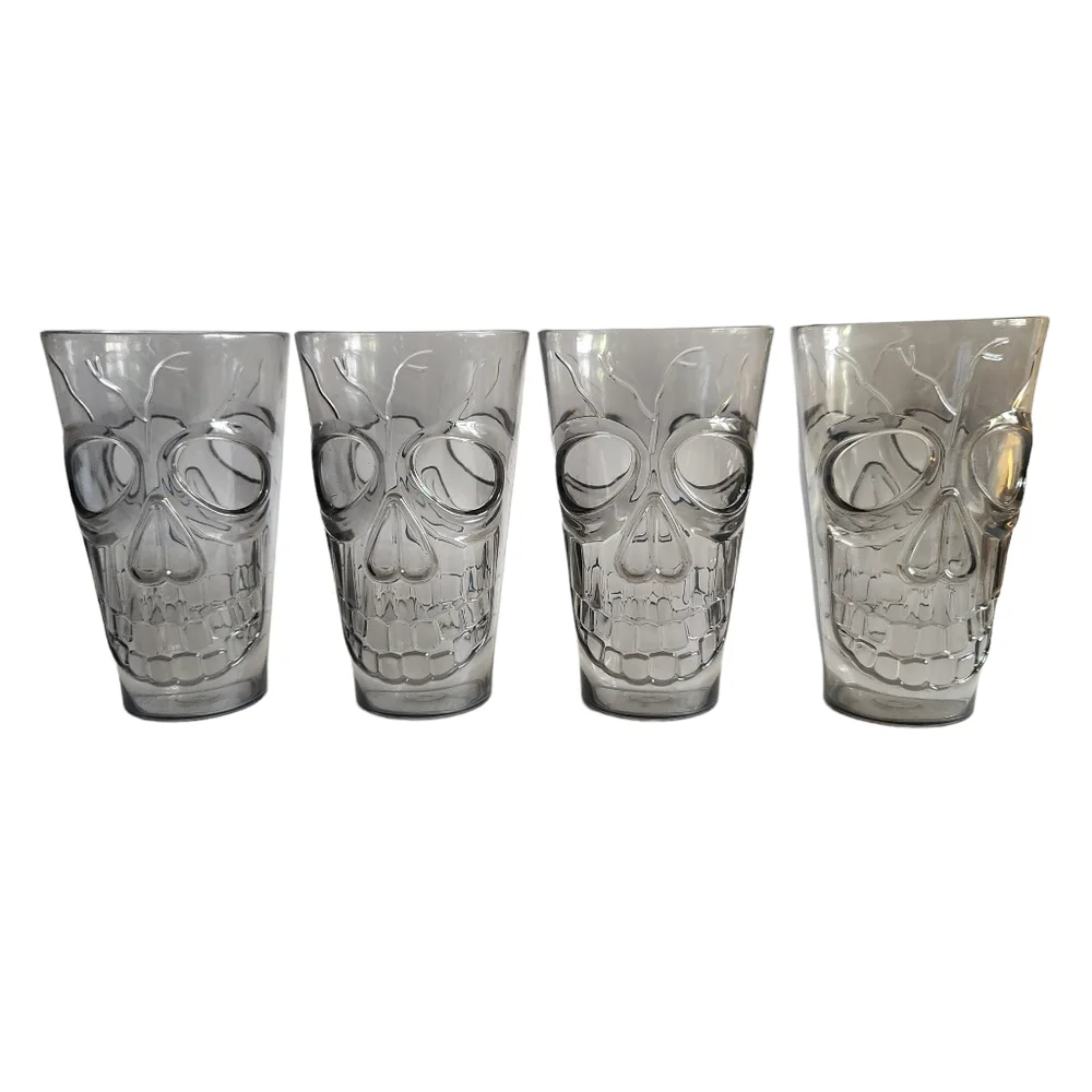 Halloween Creepy Scary Skull Pitcher and 4 Glasses